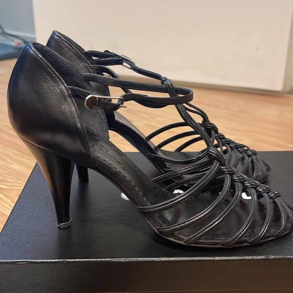 Chanel High Heels 35.5 - Picture 9 of 11